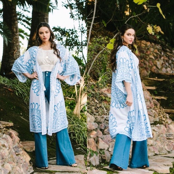 Flying Tomato Tops - Flying Tomato Medallion Print Kimono Duster